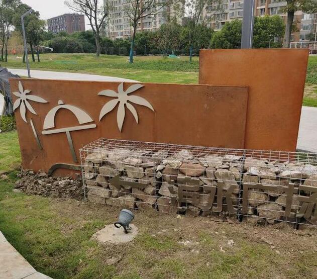 化州锈钢板挡土墙